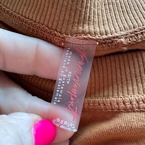 Free People Movement Hot Shot Oversized Tunic Tee Womens Size XS Slouchy Camel - Picture 9 of 12